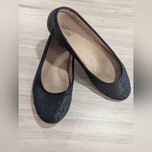 Croft & Barrow Ortholite Laser Cutouts Black Flats Sz 10 *EUC